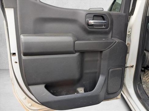 Used 2019 Chevrolet Silverado 1500 LT w/ Texas Edition image 14