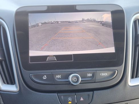 Used 2022 Chevrolet Malibu LS image 19