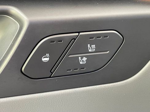 Used 2024 Kia EV9 Wind image 20