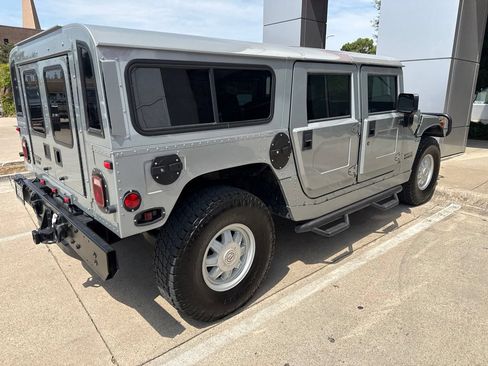 Used 2001 HUMMER H1 4-Door Wagon AWD/4WD image 3