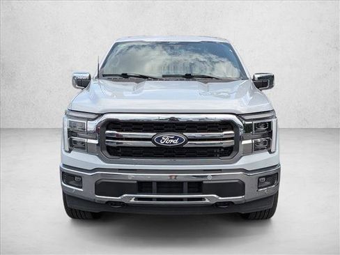 Used 2025 Ford F150 Lariat w/ Equipment Group 501A Mid AWD/4WD image 3