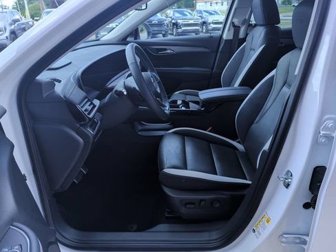 Used 2024 Buick Envision Sport Touring AWD/4WD image 11