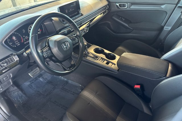Used 2023 Honda Civic Sport image 9