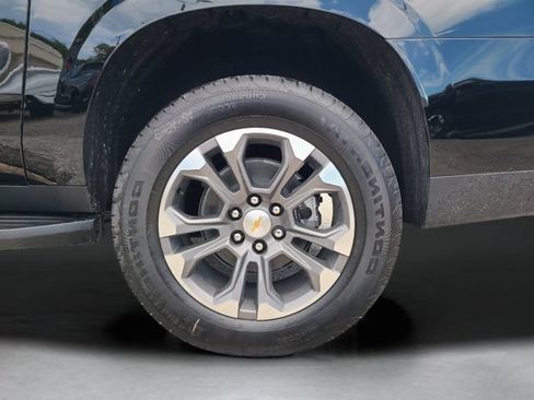 New 2026 Chevrolet Suburban LT w/ Comfort Package RWD image 38