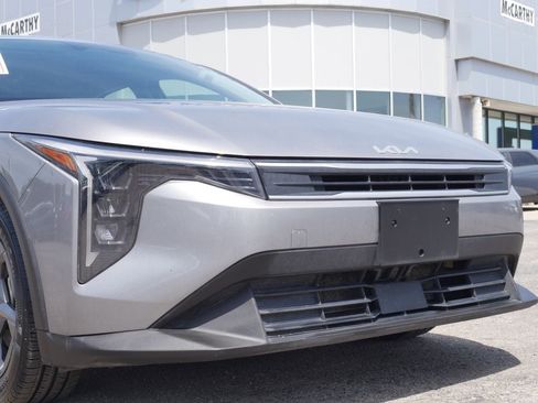 Used 2025 Kia K4 FWD image 4
