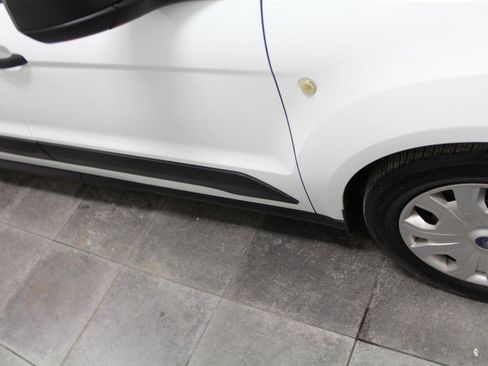 Used 2020 Ford Transit Connect XLT image 34