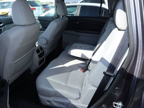 Certified 2017 Honda Pilot EX-L image 10