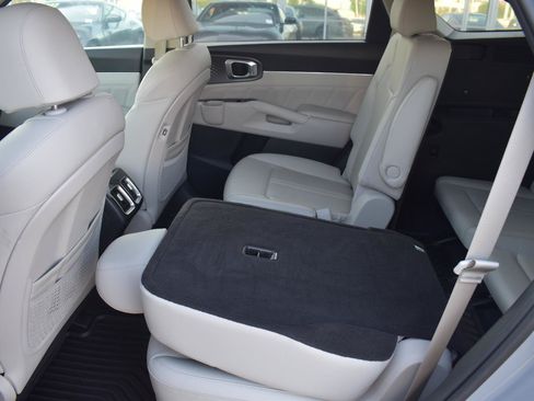Used 2023 Kia Sorento SX AWD/4WD image 54