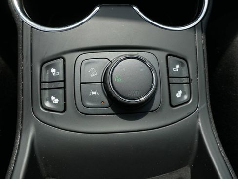 Used 2024 GMC Terrain SLE w/ Driver Convenience Package AWD/4WD image 23