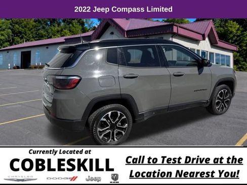 Used 2022 Jeep Compass Limited AWD/4WD image 5