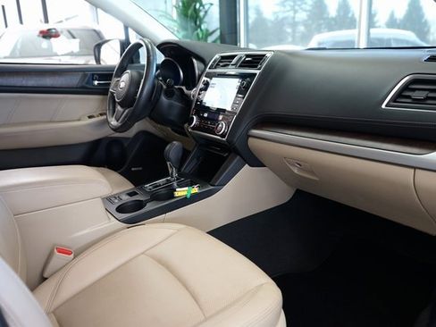Used 2018 Subaru Outback 2.5i Limited image 44