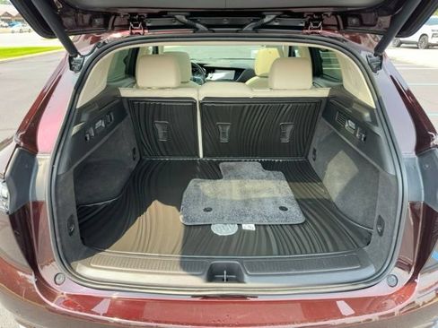 Used 2023 Buick Envision Avenir FWD image 17