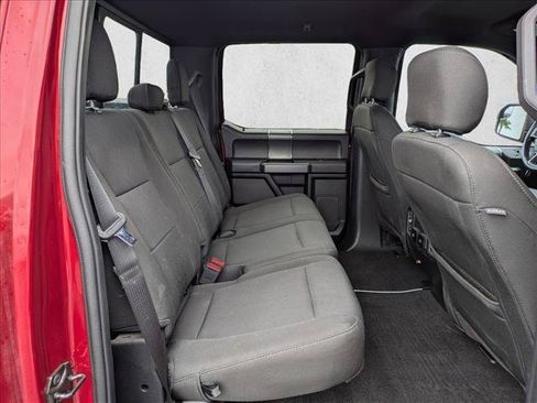 Used 2019 Ford F150 XLT w/ Equipment Group 302A Luxury AWD/4WD image 19
