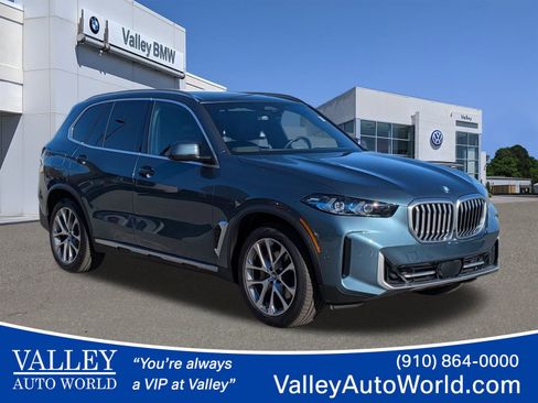 Used 2025 BMW X5 xDrive40i w/ Climate Comfort Package image 1