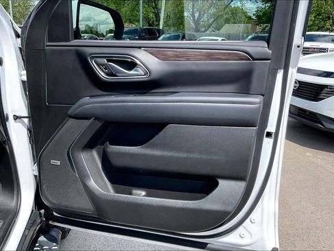 Used 2022 Chevrolet Tahoe Z71 AWD/4WD image 26