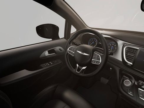 New 2026 Chrysler Pacifica Select image 8
