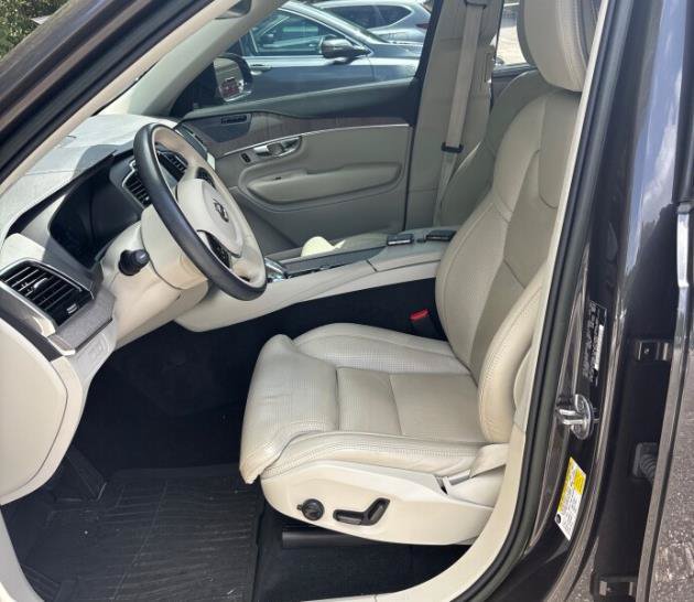 Certified 2023 Volvo XC90 T8 Ultimate w/ Protection Package Premier AWD/4WD image 5