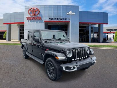 Used 2023 Jeep Gladiator Overland w/ Popular Equipment Package