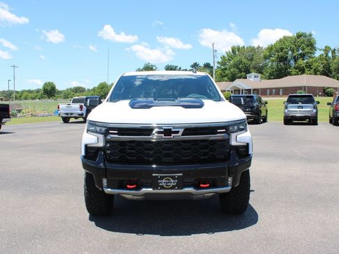 New 2026 Chevrolet Silverado 1500 ZR2 AWD/4WD image 3