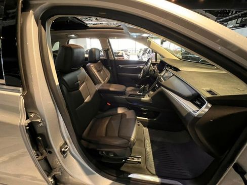 Used 2019 Cadillac XT5 Luxury image 31