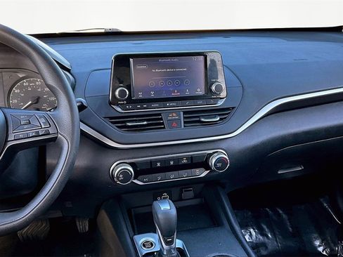 Used 2023 Nissan Altima 2.5 S image 6