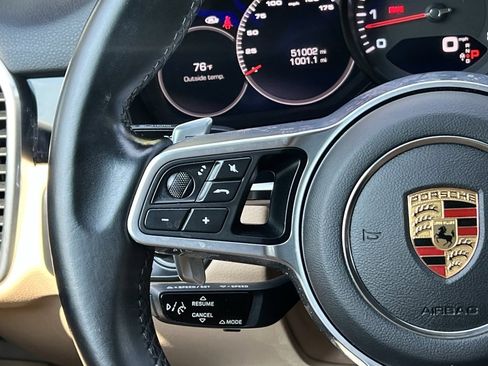 Used 2021 Porsche Cayenne Coupe image 38