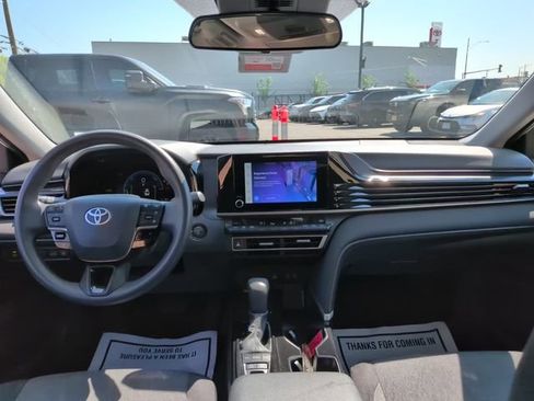 Used 2025 Toyota Camry LE FWD image 10