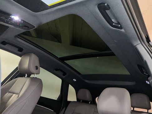 Certified 2025 Audi Q5 Premium w/ Convenience Package image 6