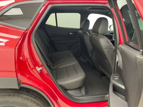 New 2026 Chevrolet Trax RS w/ Sunroof Package FWD image 13