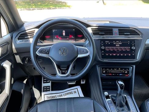 Used 2023 Volkswagen Tiguan SE R-Line AWD/4WD image 17
