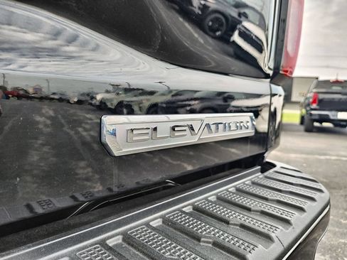 Used 2024 GMC Sierra 1500 Elevation w/ LPO, Elevation Black Package AWD/4WD image 27