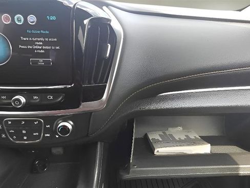 Used 2019 Chevrolet Traverse LT AWD/4WD image 17