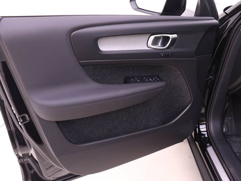 New 2026 Volvo XC40 B5 Plus w/ Protection Package Premier image 11