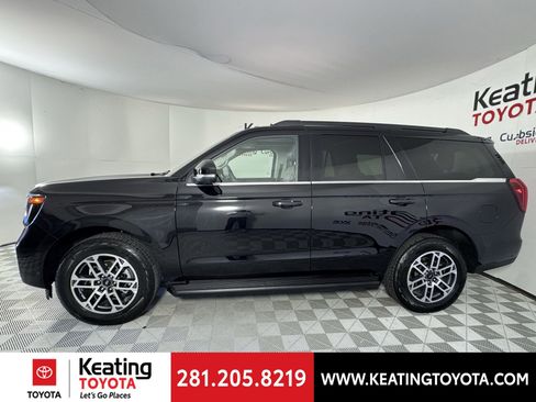 Used 2025 Ford Expedition Active image 8