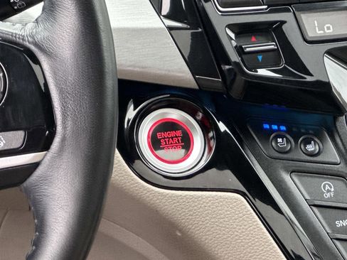 Used 2019 Honda Odyssey Elite image 23