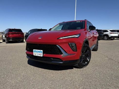 New 2025 Buick Envision Sport Touring image 3