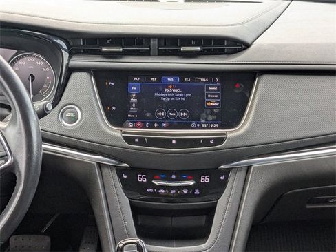 Used 2021 Cadillac XT5 Premium Luxury image 19