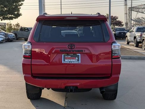 Used 2024 Toyota 4Runner SR5 Premium w/ Moonroof Package RWD image 8