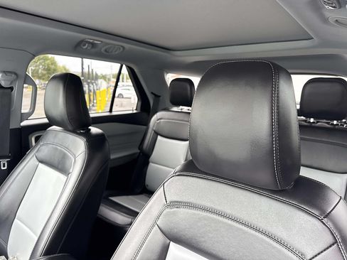 Certified 2023 Ford Explorer XLT w/ Equipment Group 202A AWD/4WD image 32