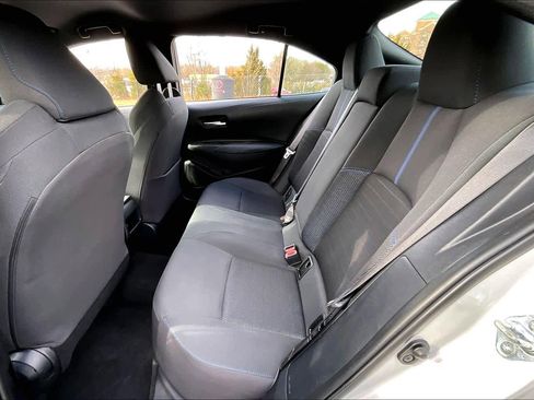 Used 2021 Toyota Corolla SE image 18