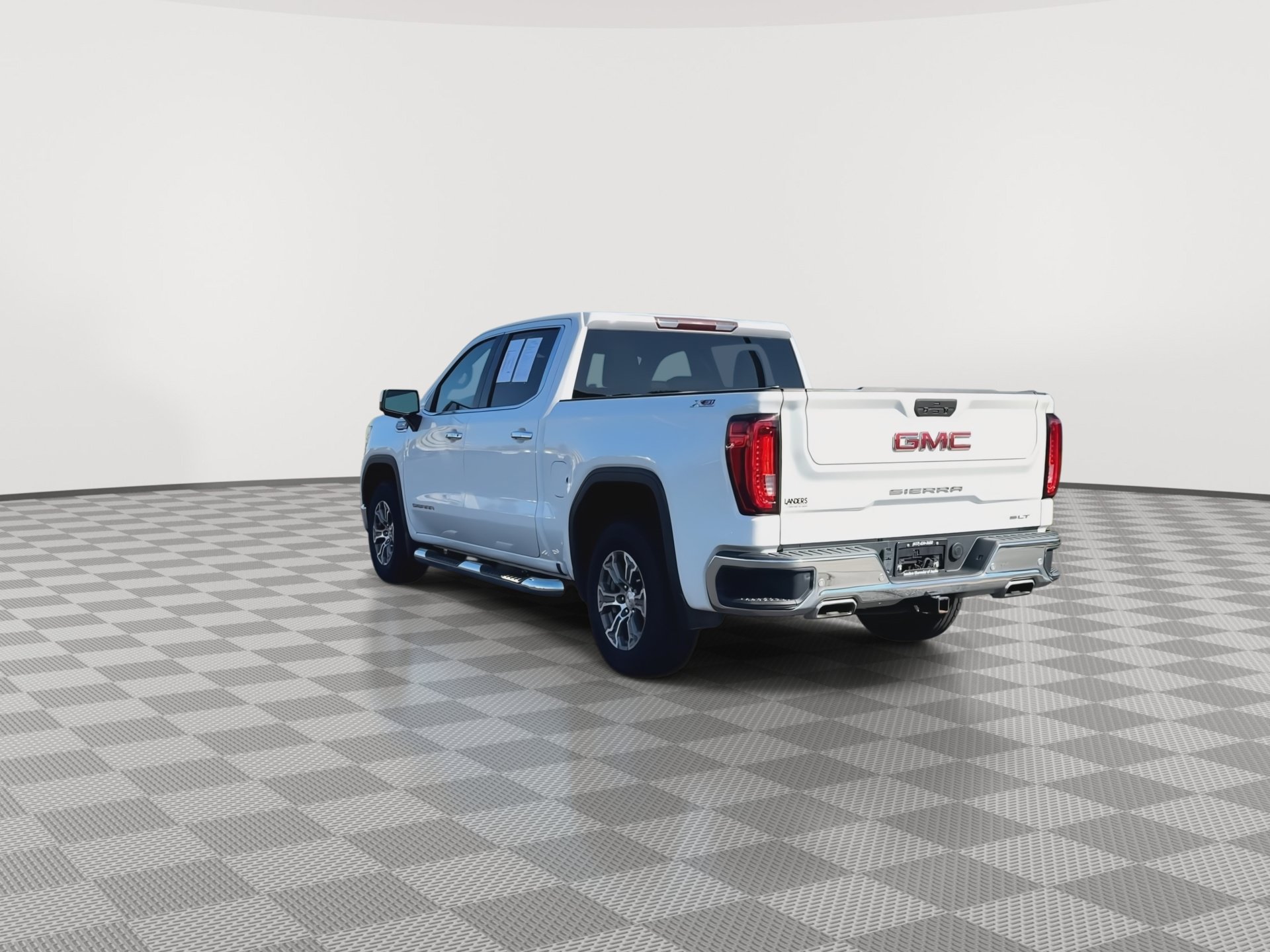 Certified 2019 GMC Sierra 1500 SLT w/ Driver Alert Package I AWD/4WD image 7