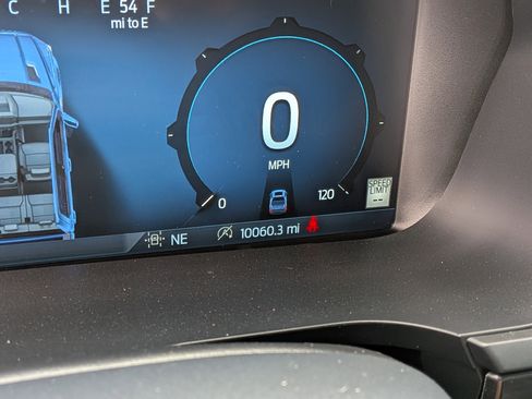 Used 2025 Ford F150 Lariat w/ Equipment Group 501A Mid image 28