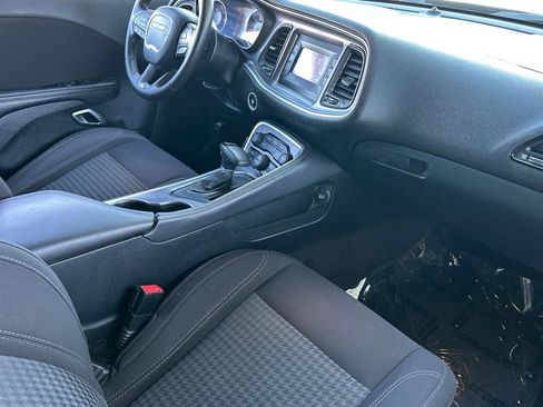 Used 2017 Dodge Challenger R/T RWD image 15