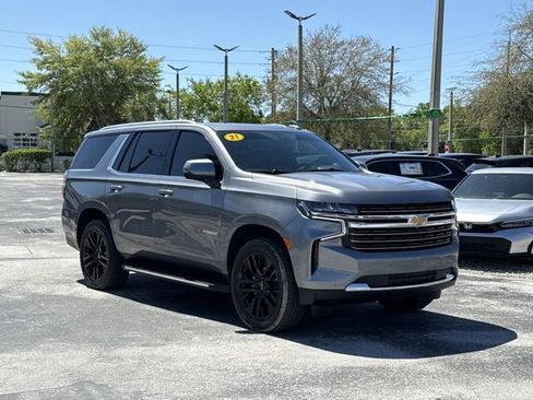 Used 2021 Chevrolet Tahoe LT w/ LT Signature Package image 2