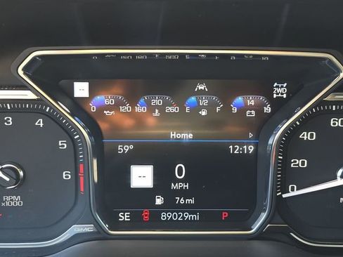 Used 2021 GMC Yukon XL Denali image 10