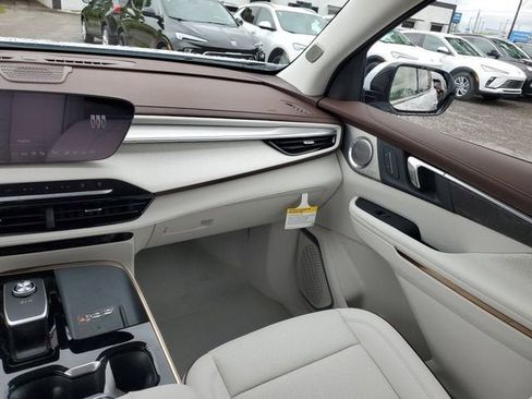 New 2026 Buick Enclave Avenir w/ Super Cruise Package AWD/4WD image 15