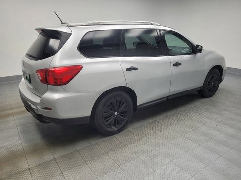 Used 2018 Nissan Pathfinder SL image 10