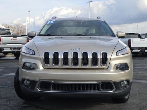 Used 2015 Jeep Cherokee Limited image 17