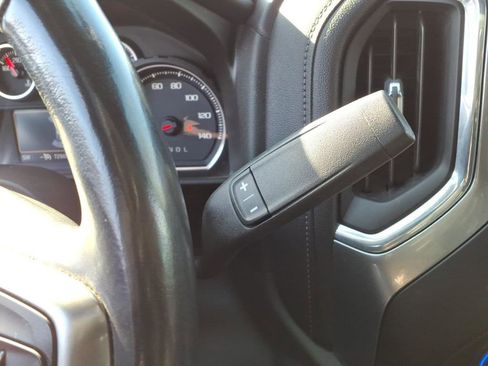 Used 2020 Chevrolet Silverado 1500 LTZ w/ LTZ Premium Package image 22