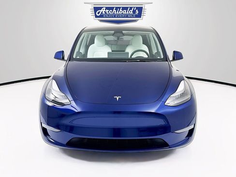 Used 2024 Tesla Model Y Long Range image 2